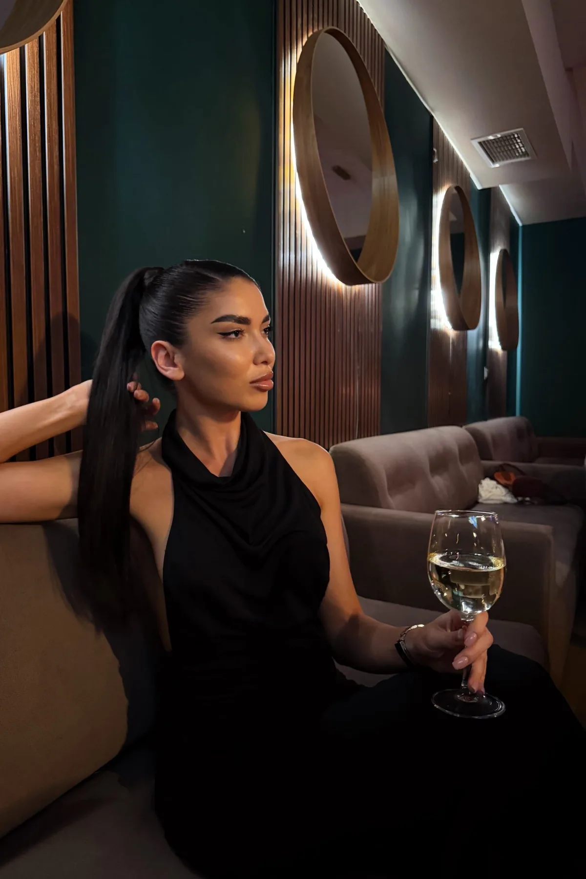 Ashley Hairstyle — работа по стайлинг на коса